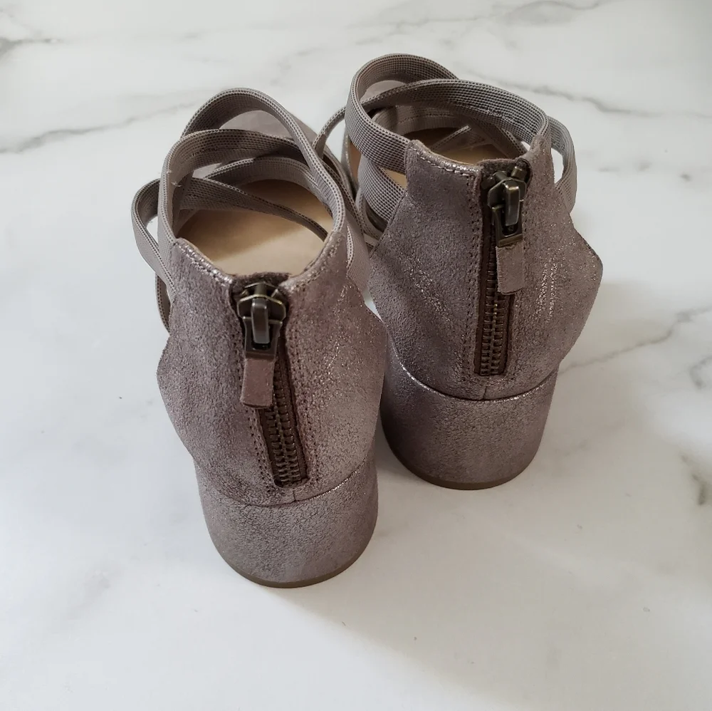 EILEEN-FISHER Juka Pump in Mica Size 7 Sandal Closed Toe Metallic Block